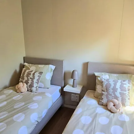 Luxury Tiny House With Private Hot Tub Σπίτι διακοπών *