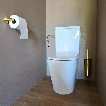 Luxury Tiny House With Private Hot Tub