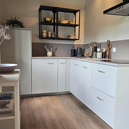 Ferienhaus Luxe Tinyhouse Saffraan Met Prive Hottub Meerssen