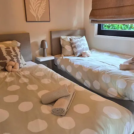 Luxe Tinyhouse Saffraan Met Prive Hottub Ferienhaus *