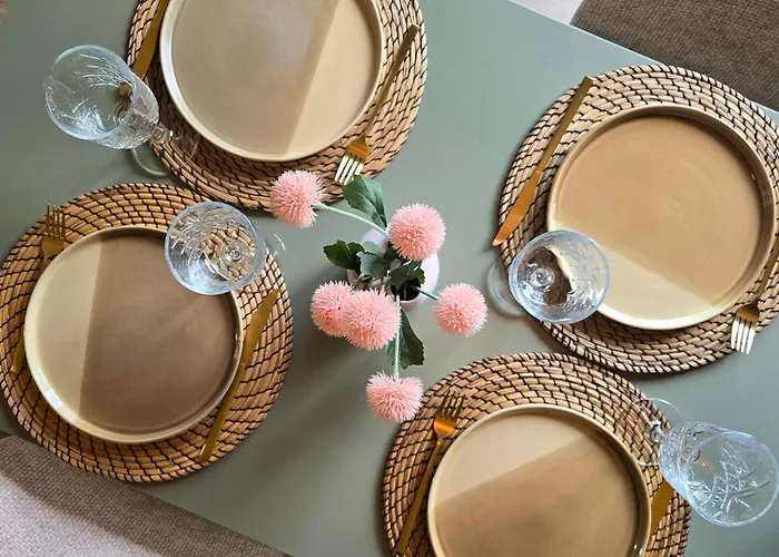 Semesterbostad Luxury Tiny House With Private Hot Tub