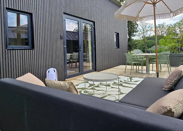 Luxe Tinyhouse Saffraan Met Prive Hottub